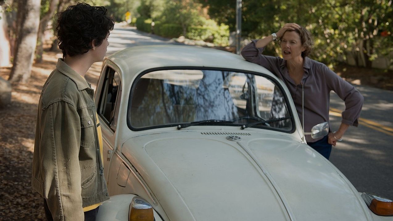 ค้นหาตัวตนในยุคเปลี่ยนผ่าน: รีวิว ‘แม่ของผมเป็นหญิงแกร่ง’ (20th Century Women) หนังที่เตือนใจว่าชีวิตไม่ได้มีแค่ความรัก